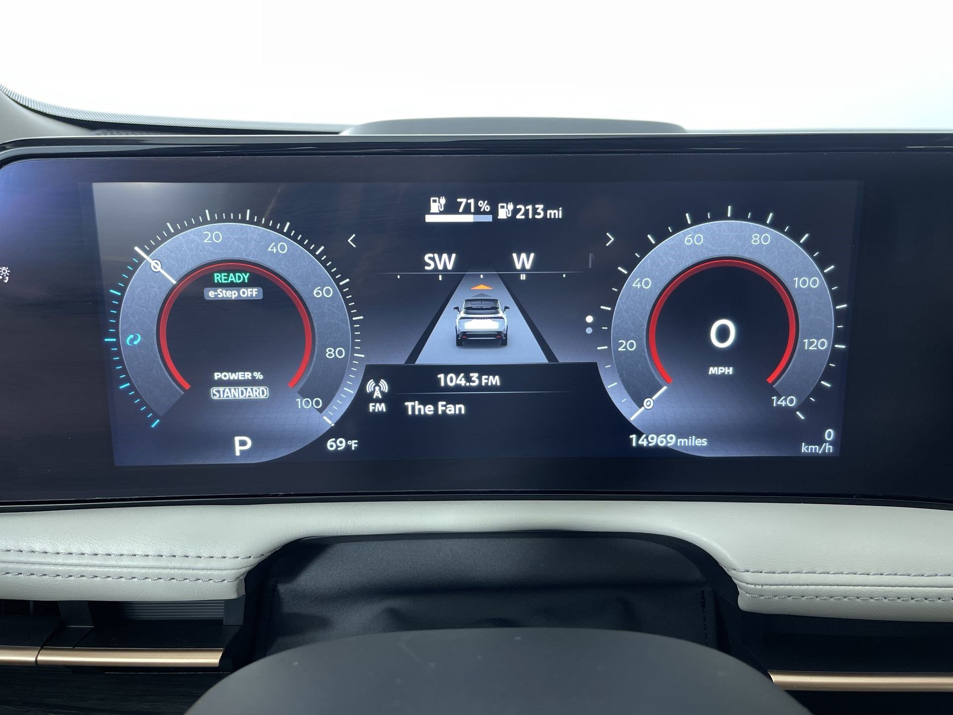 Certified 2024 Nissan Ariya AWD image 17