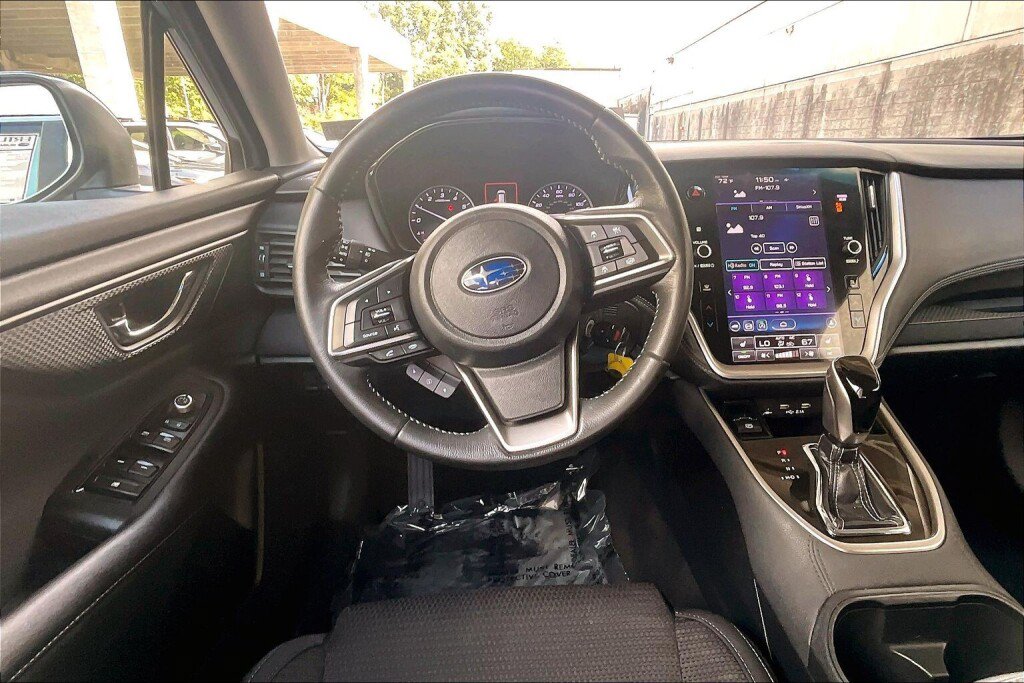 Used 2020 Subaru Outback Premium w/ Popular Package #1 AWD/4WD image 7