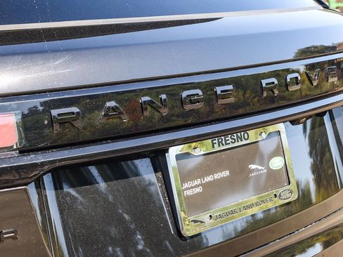 New 2026 Land Rover Range Rover Velar Dynamic SE image 12