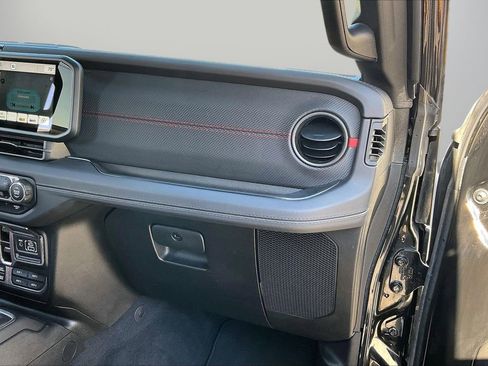 Certified 2025 Jeep Wrangler Unlimited Rubicon image 20