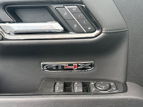 New 2026 GMC Sierra 1500 AT4X w/ LPO, Black Badging Package AWD/4WD image 20