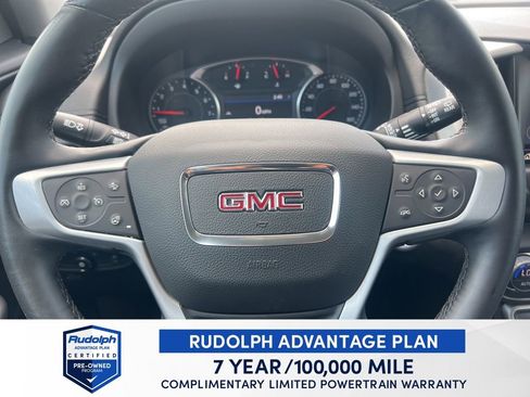Used 2024 GMC Terrain SLT image 41