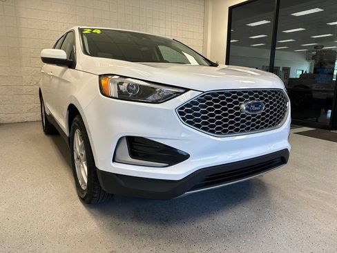 Used 2024 Ford Edge SEL AWD/4WD image 33