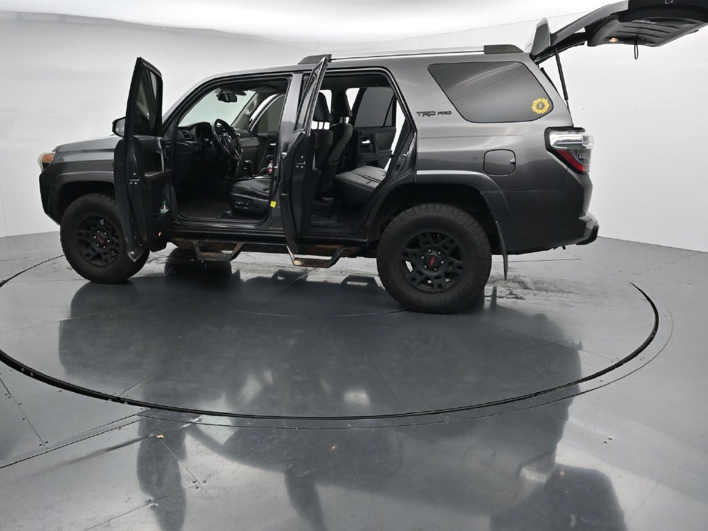 Used 2016 Toyota 4Runner TRD Pro AWD/4WD image 28