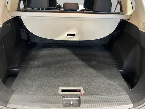 Used 2021 Nissan Rogue SV AWD/4WD image 5