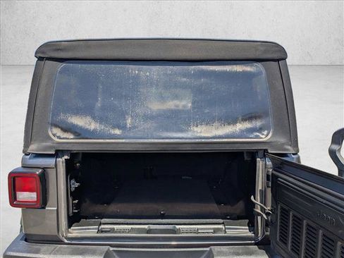 Used 2018 Jeep Wrangler Unlimited Sport AWD/4WD image 6