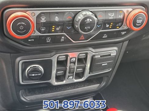 Used 2023 Jeep Gladiator Sport AWD/4WD image 19