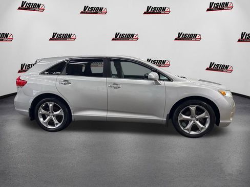 Used 2012 Toyota Venza Limited AWD/4WD image 4