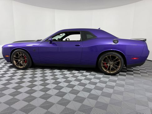 Used 2023 Dodge Challenger SRT Hellcat image 2