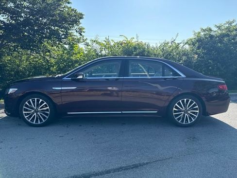 Used 2017 Lincoln Continental Select FWD image 5