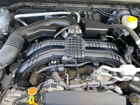 Used 2024 Subaru Crosstrek 2.0i AWD/4WD image 25