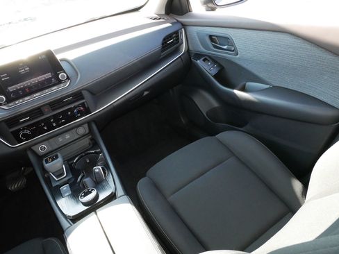 Used 2023 Nissan Rogue S AWD/4WD image 24