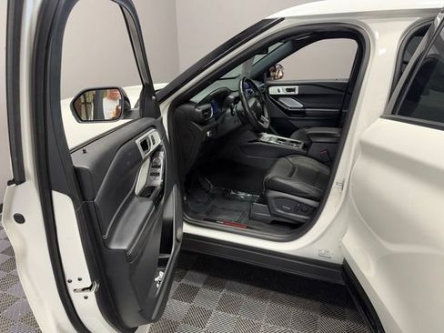 Used 2021 Ford Explorer ST w/ Equipment Group 401A AWD/4WD image 13
