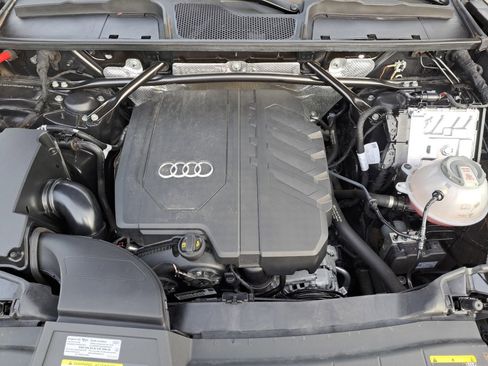 Used 2022 Audi Q5 2.0T Premium w/ Convenience Package image 24