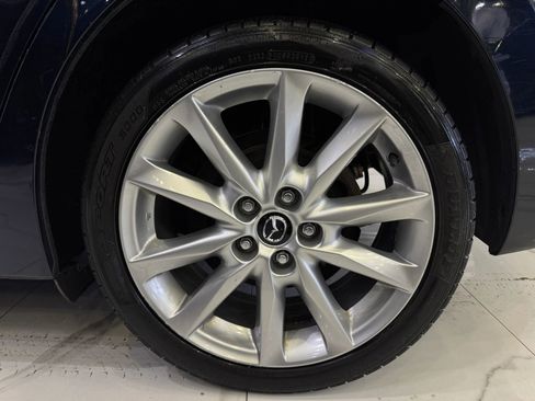 Used 2017 MAZDA MAZDA3 Touring image 8