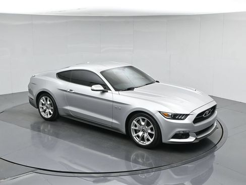 Used 2015 Ford Mustang GT Premium w/ Equipment Group 401A RWD image 41