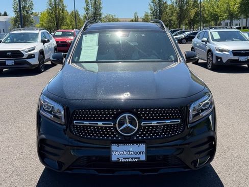 Used 2023 Mercedes-Benz GLB 250 4MATIC image 3