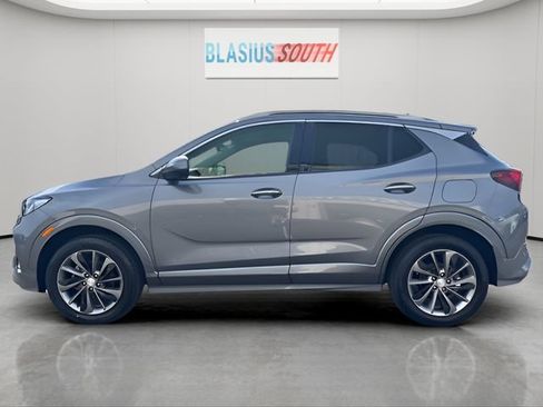 Used 2022 Buick Encore GX Essence w/ Advanced Technology Package AWD/4WD image 6