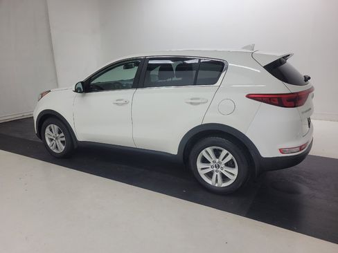 Used 2017 Kia Sportage LX FWD image 3