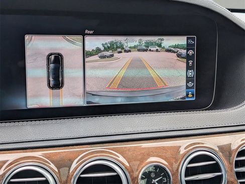 Used 2018 Mercedes-Benz S 560 4MATIC Sedan image 26