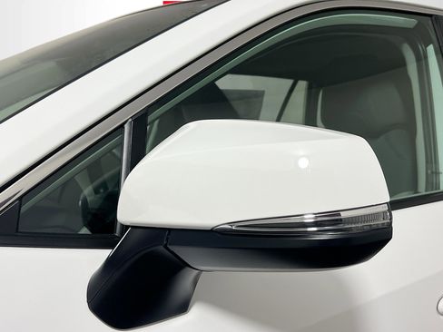 Used 2025 Toyota RAV4 XLE w/ Convenience Package image 12