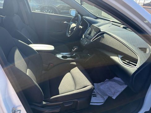 Used 2023 Chevrolet Malibu LT FWD image 10