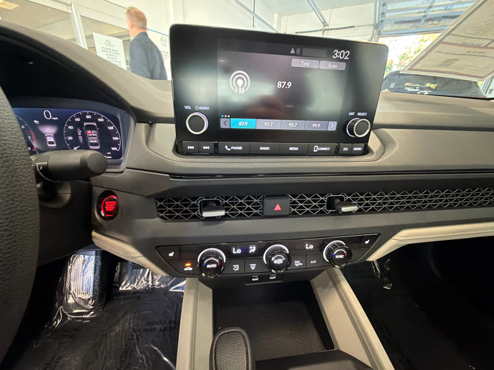 Used 2023 Honda Accord EX image 27