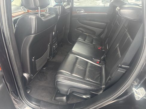 Used 2012 Jeep Grand Cherokee Limited w/ Trailer Tow Group image 6