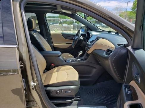 Used 2024 Chevrolet Equinox Premier AWD/4WD image 19