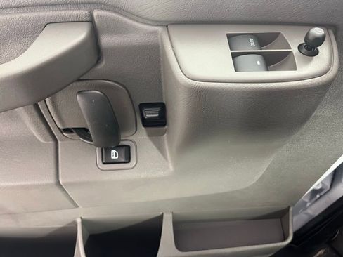 New 2026 Chevrolet Express 2500 image 26