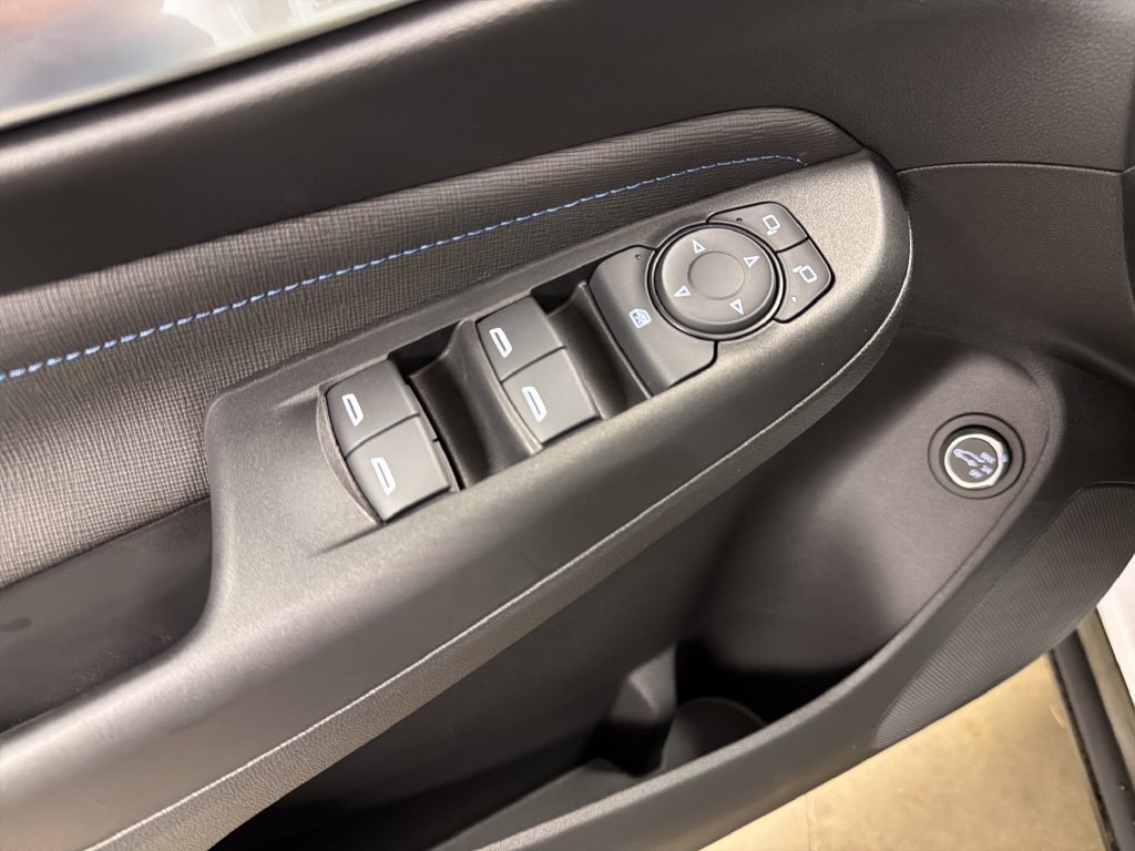 New 2026 Buick Envista Sport Touring w/ Convenience I Package FWD image 23