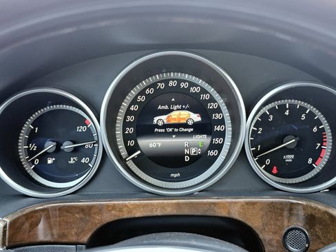 Used 2014 Mercedes-Benz E 350 Sedan image 70