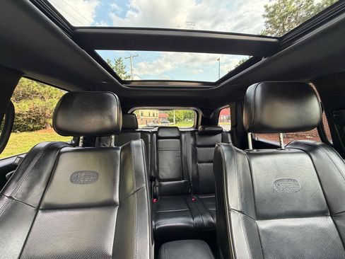 Used 2018 Jeep Grand Cherokee Overland AWD/4WD image 15