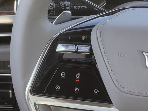 Certified 2026 Cadillac Escalade Platinum Sport image 14