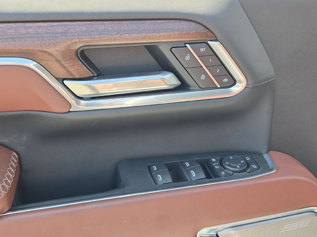 Certified 2025 GMC Sierra 3500 Denali Ultimate AWD/4WD image 22