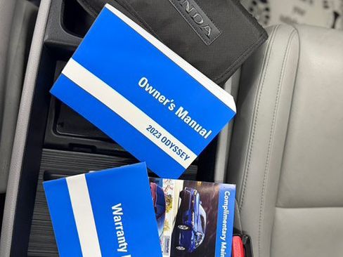 Used 2023 Honda Odyssey Touring image 40