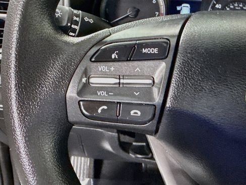 Used 2018 Hyundai Kona SE FWD image 14