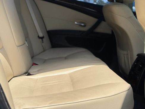Used 2010 BMW 528i xDrive Sedan AWD/4WD image 35