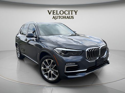 Used 2019 BMW X5 xDrive40i w/ Premium Package 2 AWD/4WD image 1