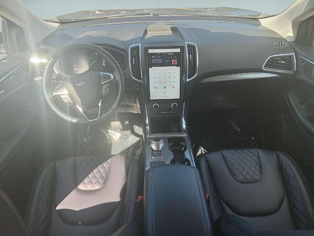 Used 2023 Ford Edge Titanium AWD/4WD image 36