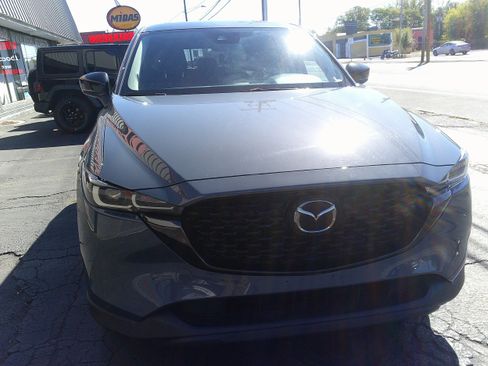 Used 2025 MAZDA CX-5 Carbon Edition image 11