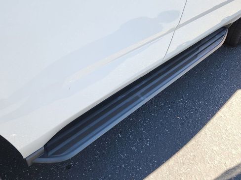 Used 2017 Chevrolet Tahoe LT w/ Luxury Package image 14