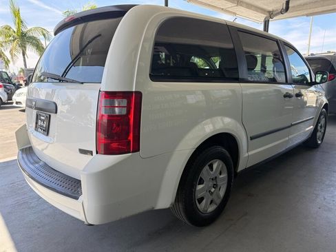 Used 2008 Dodge Grand Caravan SE FWD image 9
