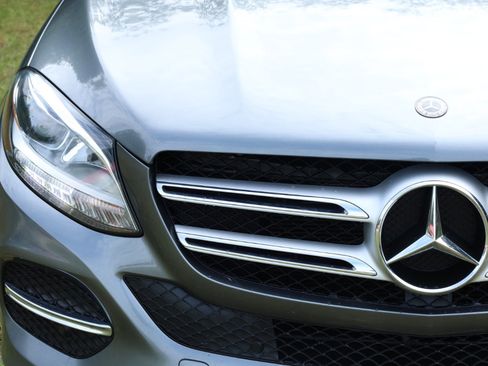 Used 2018 Mercedes-Benz GLE 350 4MATIC image 24