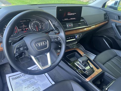 Used 2021 Audi Q5 2.0T Premium w/ Convenience Package AWD/4WD image 40