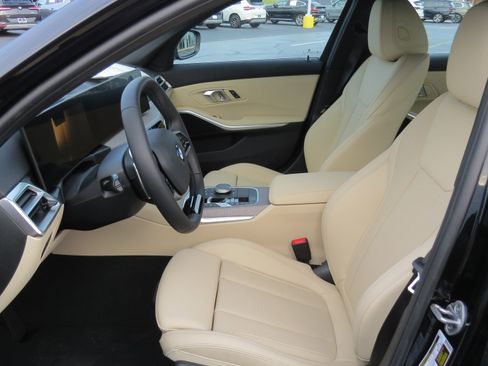 New 2025 BMW 330i Sedan w/ Convenience Package image 11