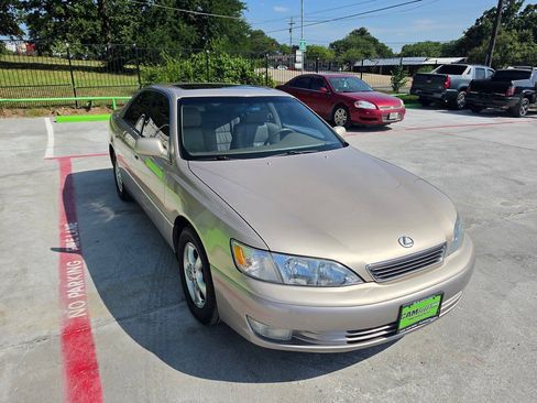 Used 1999 Lexus ES 330 FWD image 5
