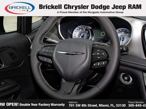 Used 2026 Chrysler Pacifica Select w/ S Appearance Package FWD image 21