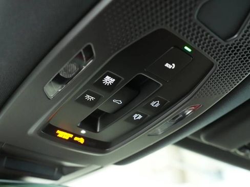 New 2026 Porsche Cayenne image 36