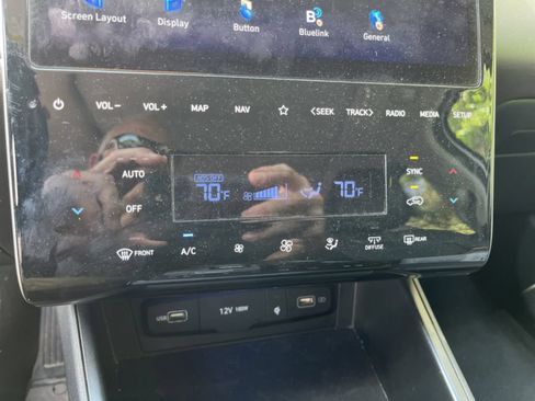 Used 2023 Hyundai Tucson Limited AWD/4WD image 17